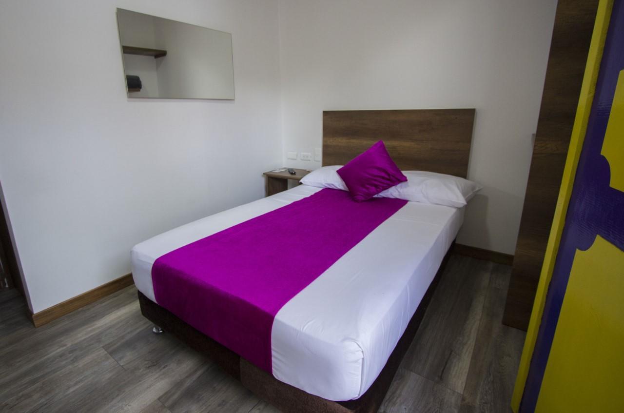 Hotel Junior Plaza Apía Exteriör bild